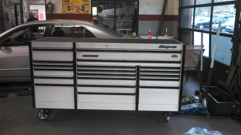 Illustration for article titled I've talked with the Snap-On vendor about the Epiq toolbox.